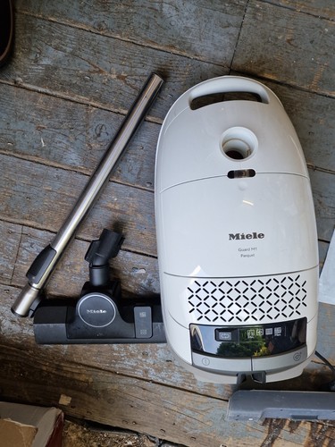 Miele parquet vacuum - m1,